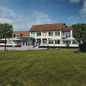 Molskroen Strandhotel Hotel